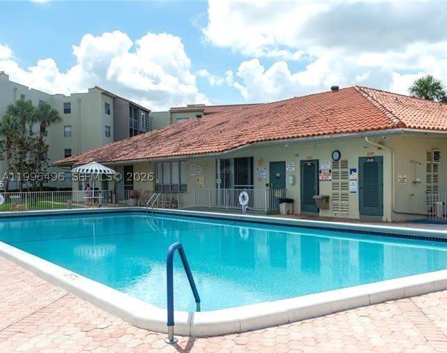 1810 SW 81st Ave – photo 2