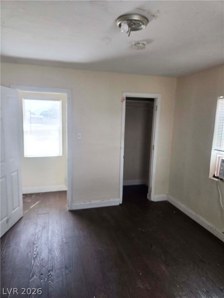 413 W Van Buren Avenue – photo 4