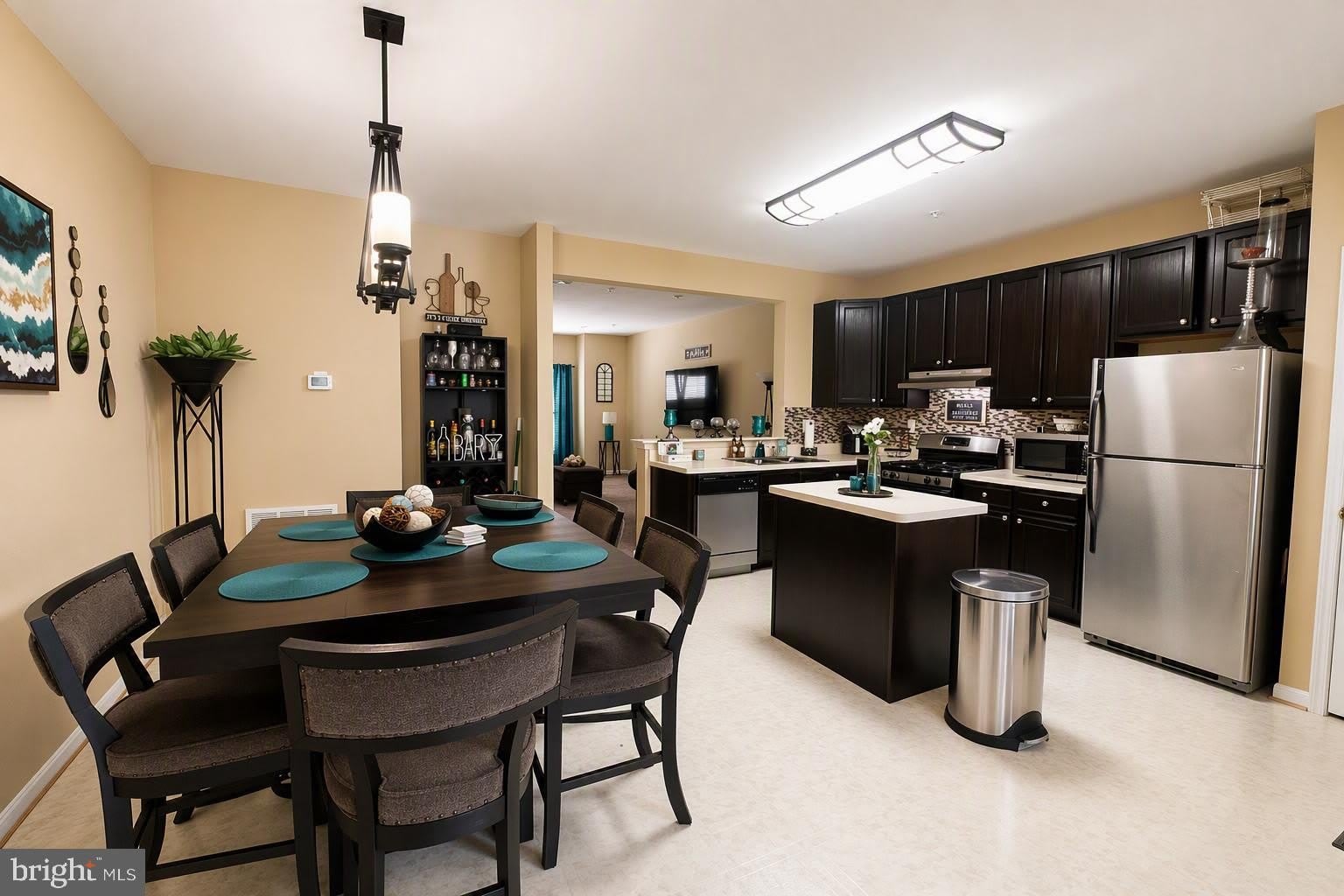 10502 GLEN MANOR Drive – photo 3
