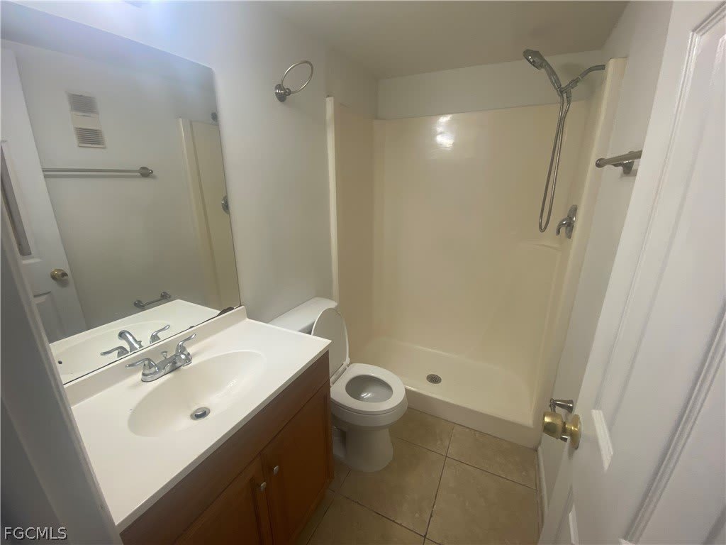 2670 Park Windsor Drive – photo 2