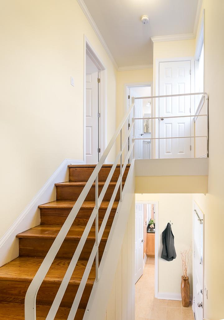 26 Thornton Rd. – photo 4