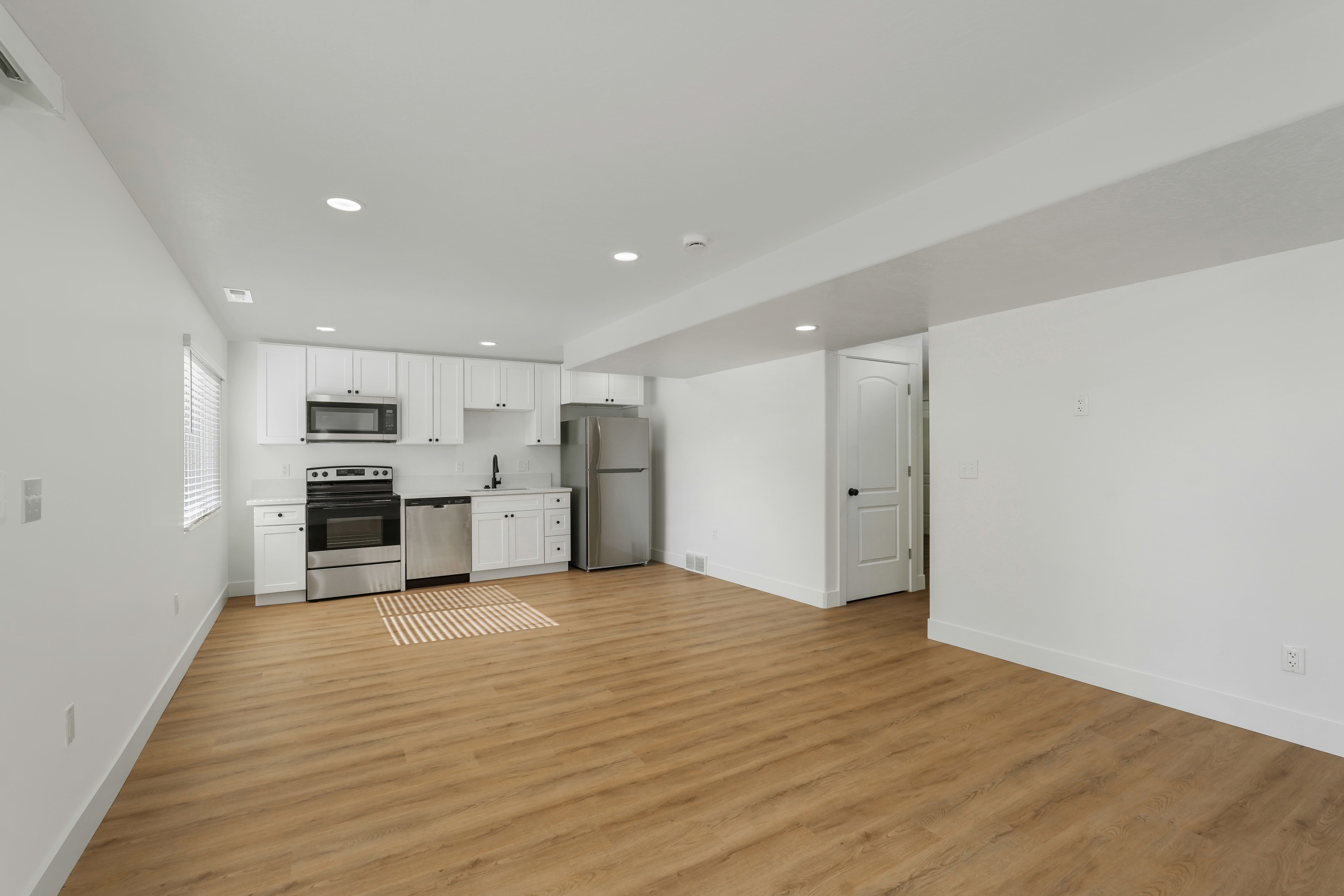 1298 Sage Dr – photo 2