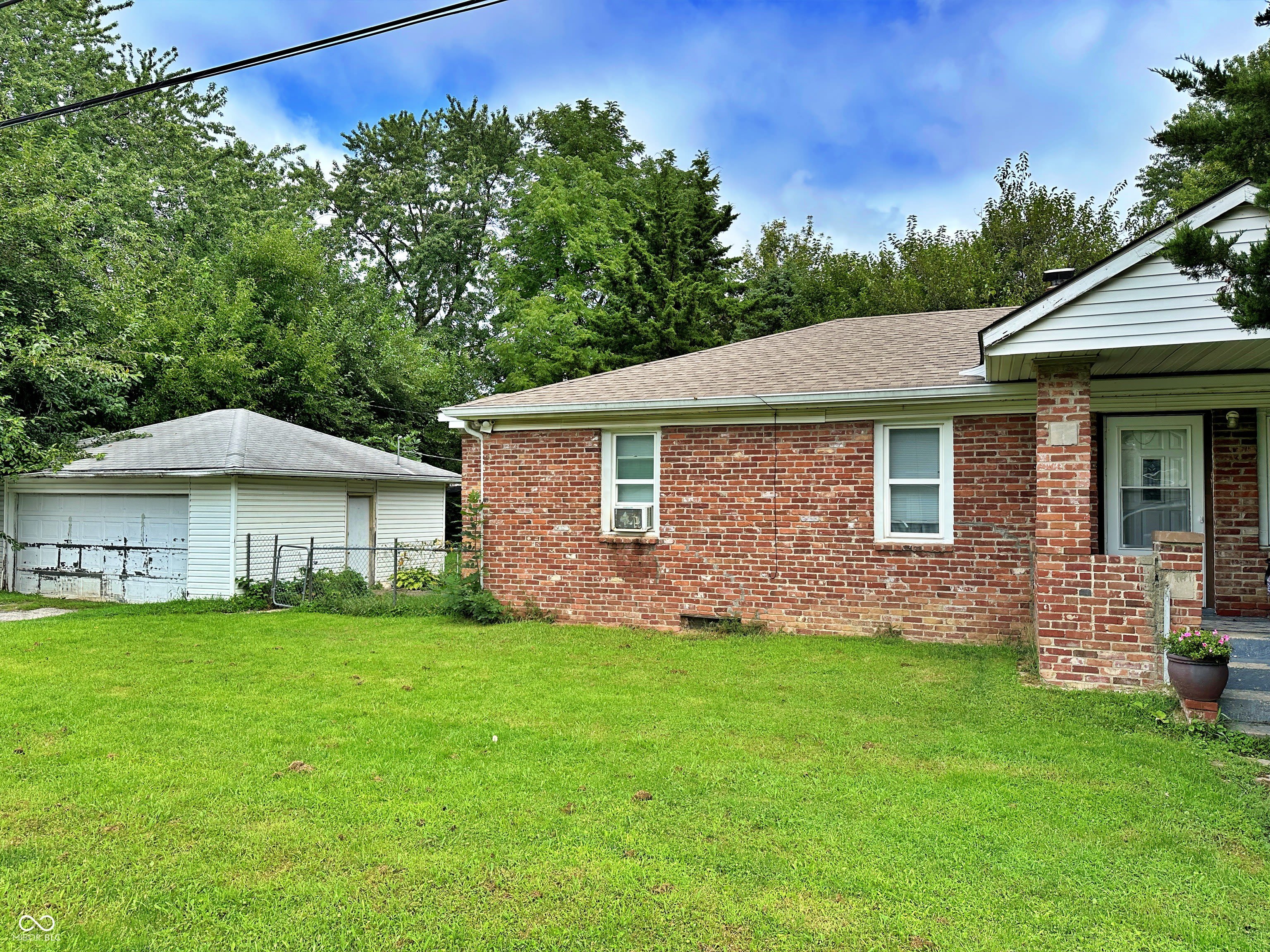 4002 N Edmondson Avenue – photo 2