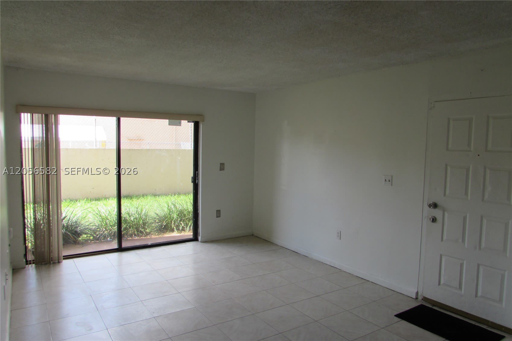 7411 SW 152nd Ave – photo 2