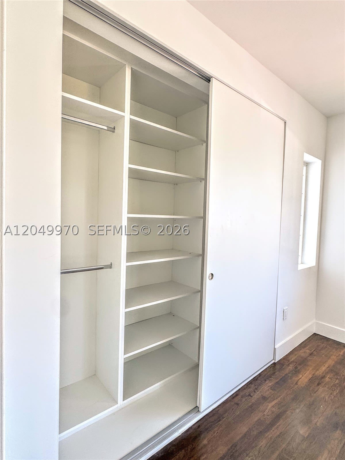 7325 Byron Ave – photo 3