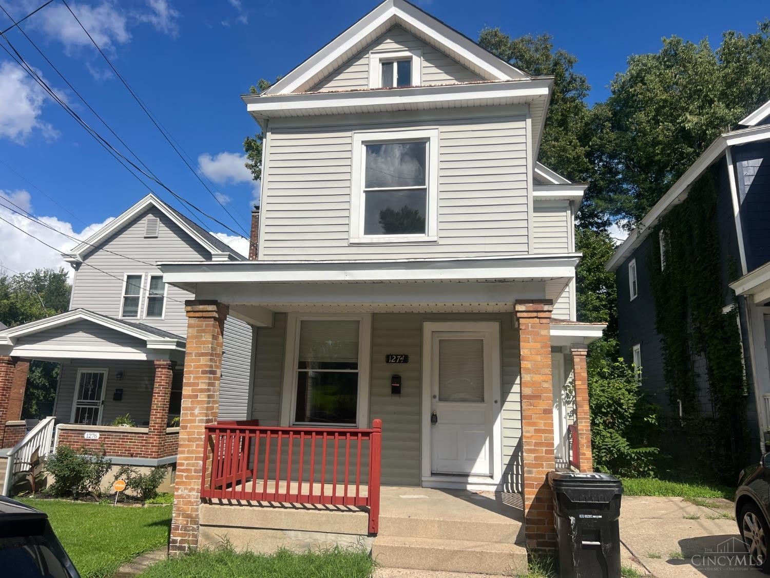 1274 Ross Avenue – photo 2