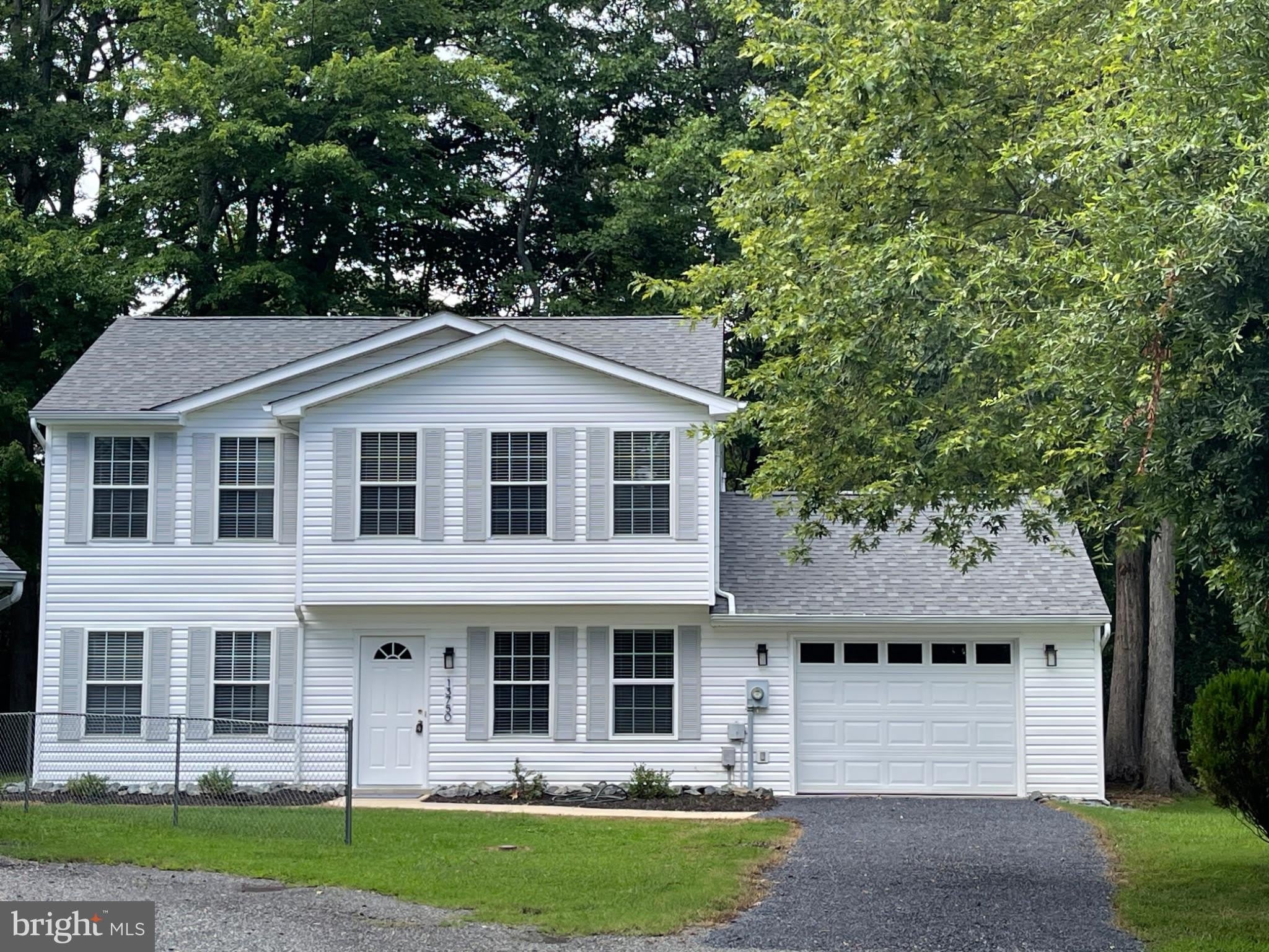 13750 SUMMER Place – photo 2