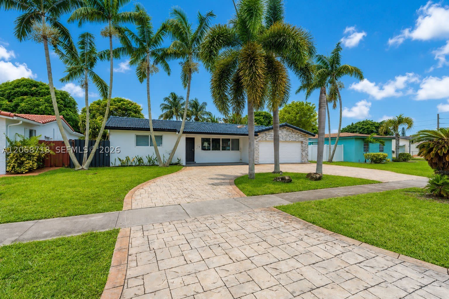 5424 Garfield St – photo 2