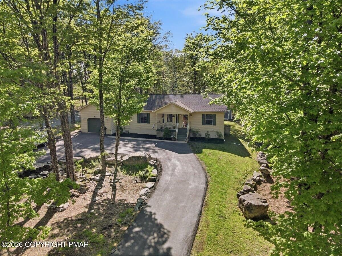 12 Rockway Court – photo 1