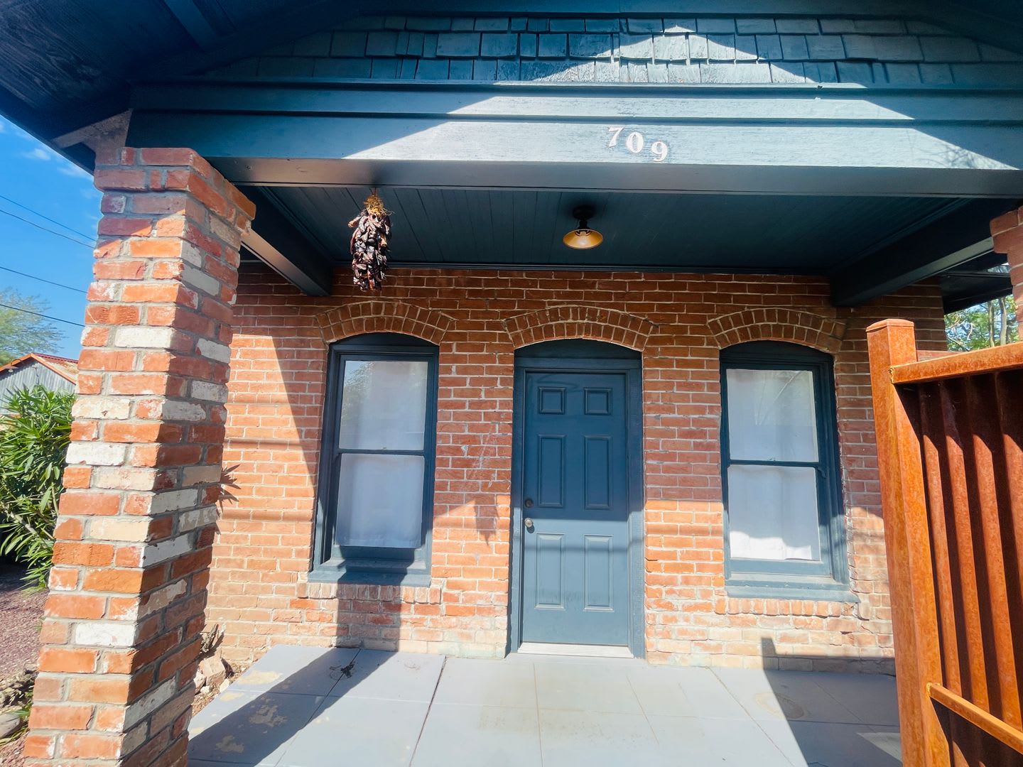 COMING SOON! 1 Bed / 1 Bath Cottage in U of A Neighborhood! – photo 2