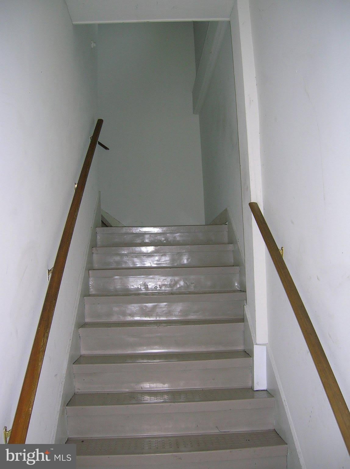 404 E WILLIAM Street – photo 3