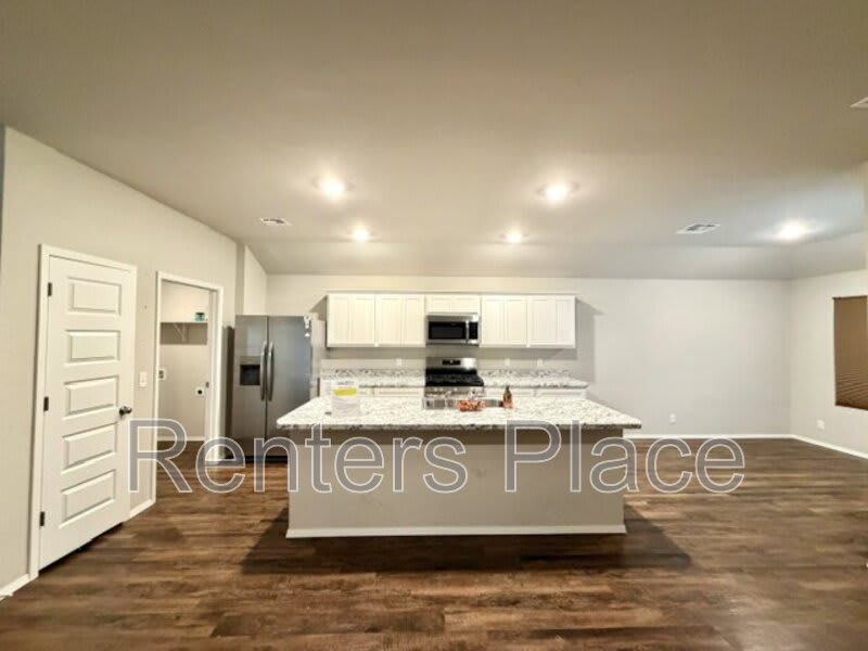 2107 South Amarillo Drive – photo 4