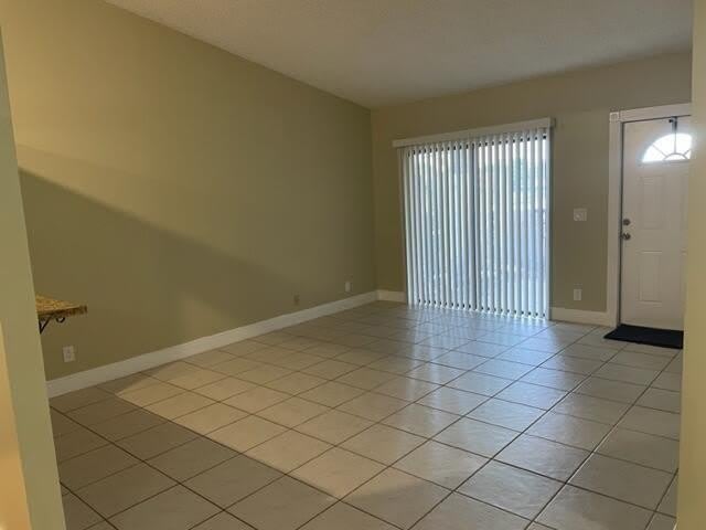 4405 Woodstock Drive – photo 2