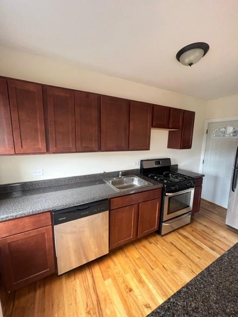2950 N Seminary – photo 1