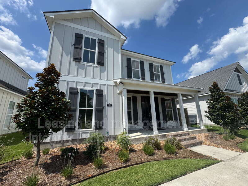 113 Oak Village Drive – photo 1