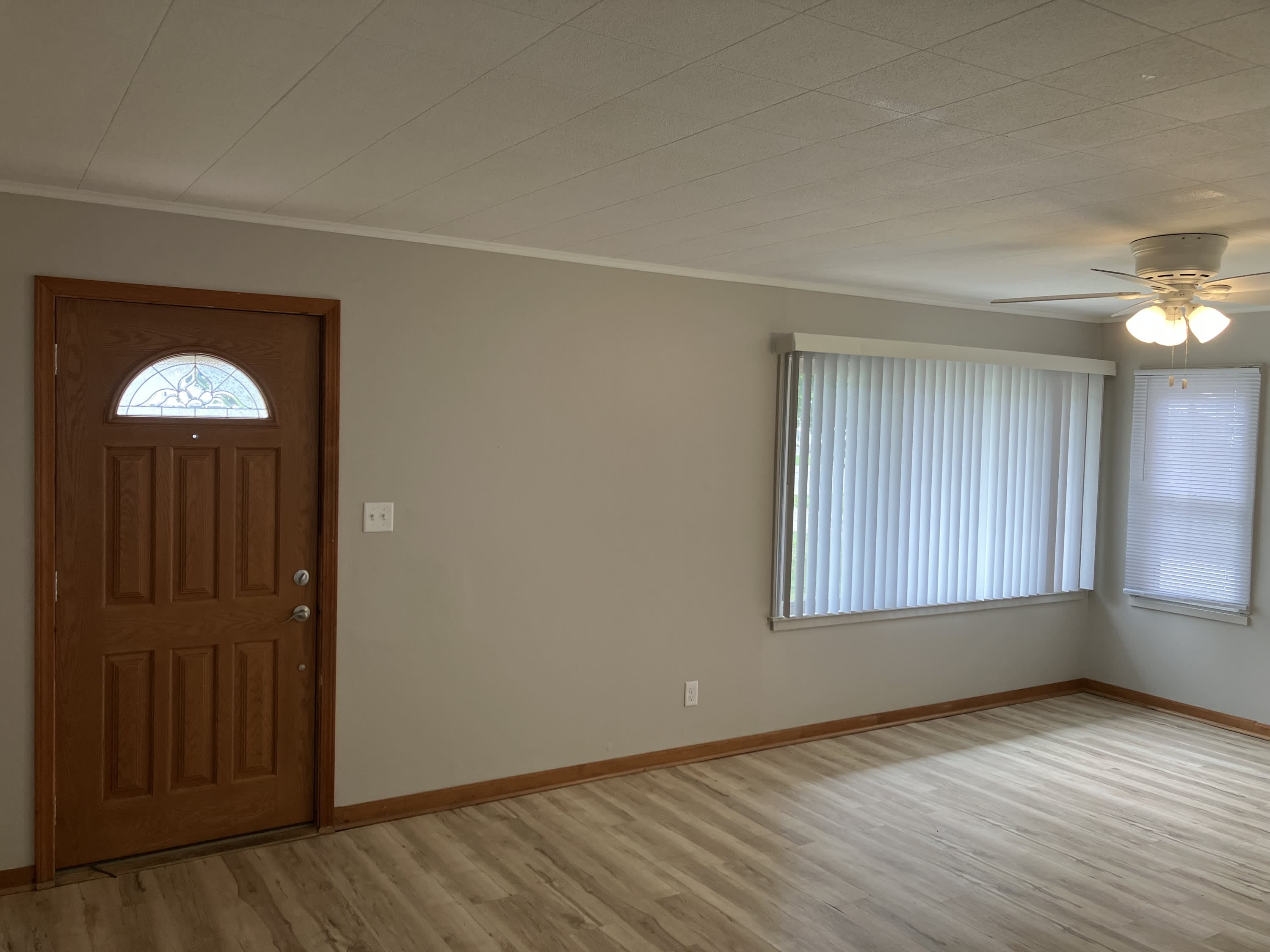 508 East Buckner Street – photo 2