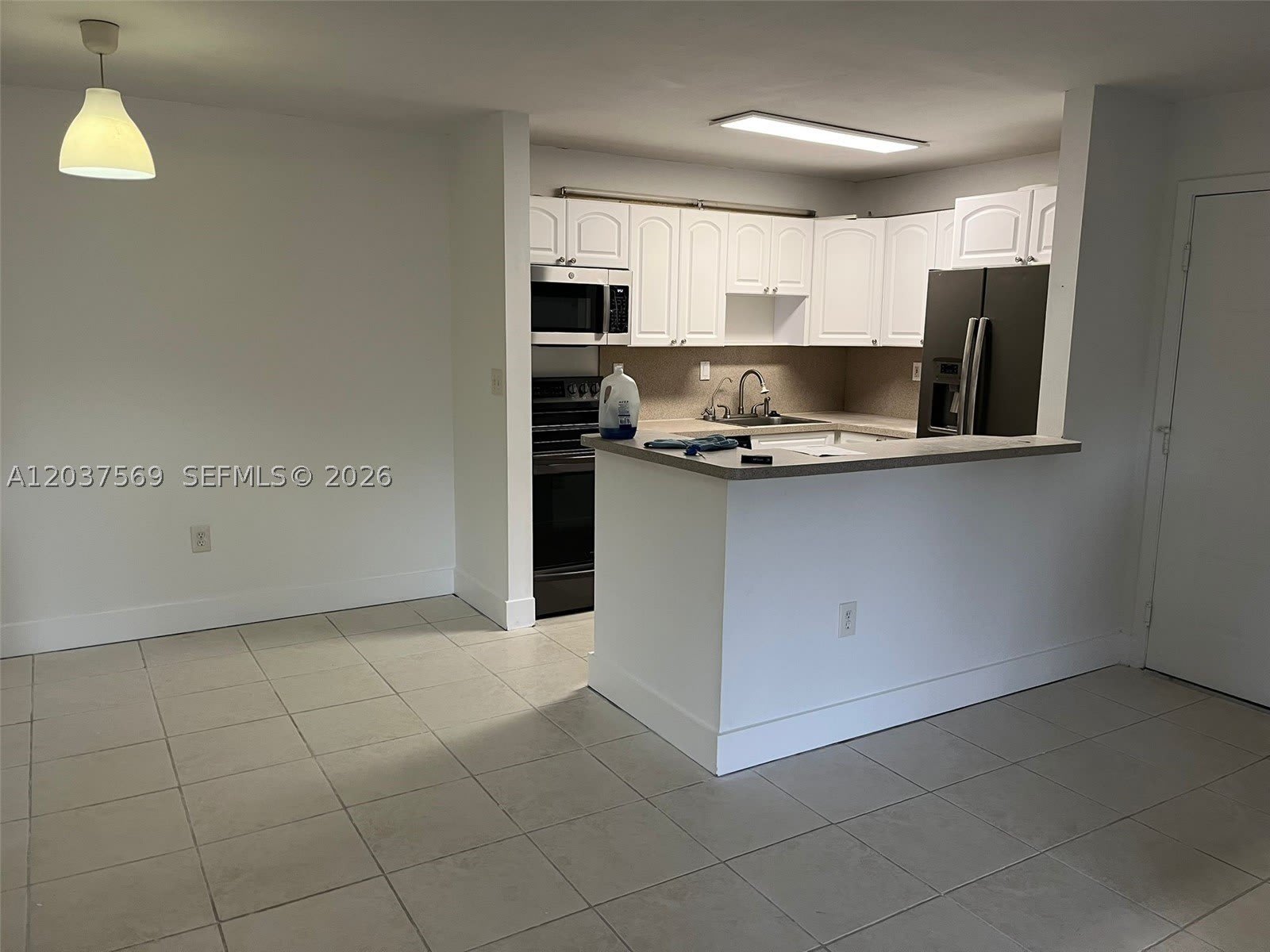 4800 Nw 102Nd Ave – photo 1