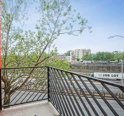 1847 Cross Bronx Expressway – photo 3