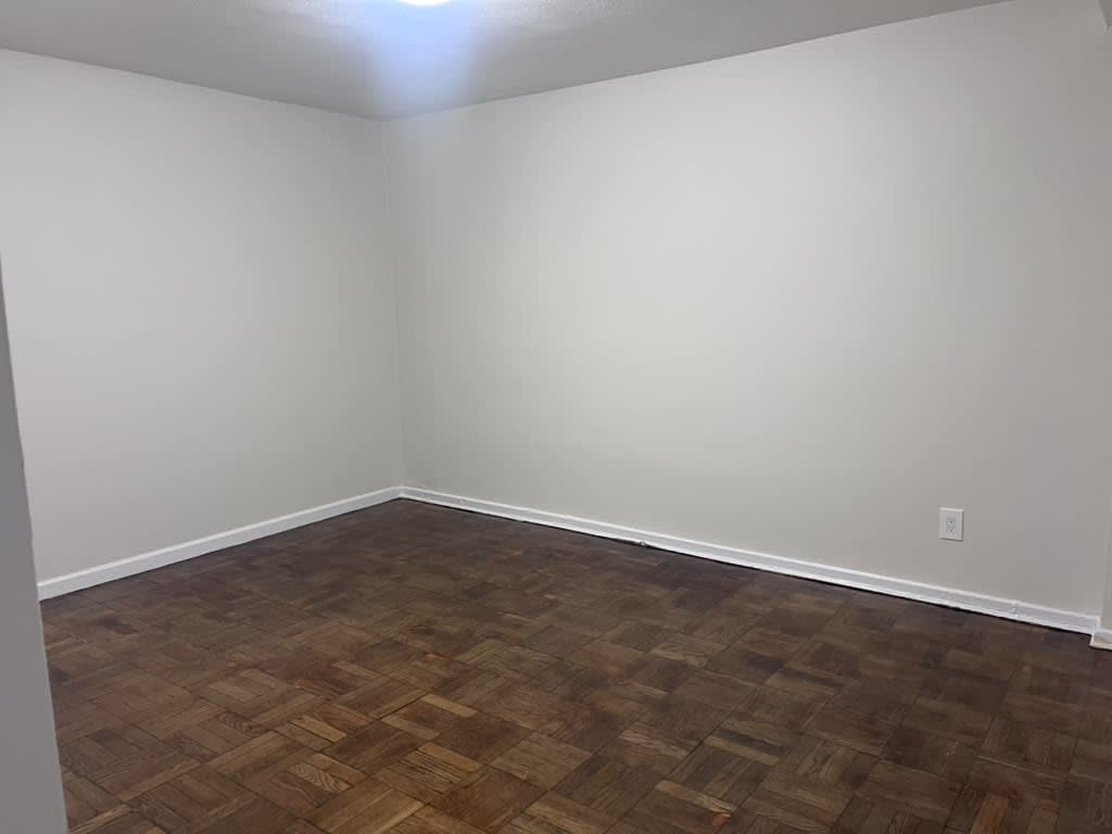 110 Washington – photo 3