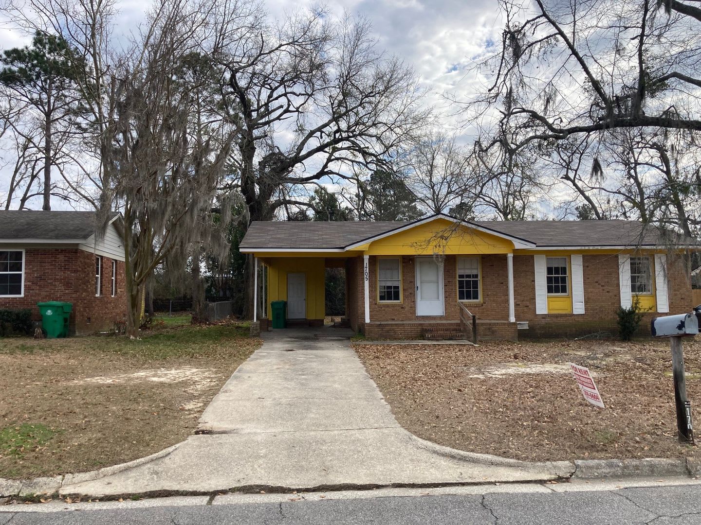 3 Bedrooms 1 Bath Single Family Home – photo 1