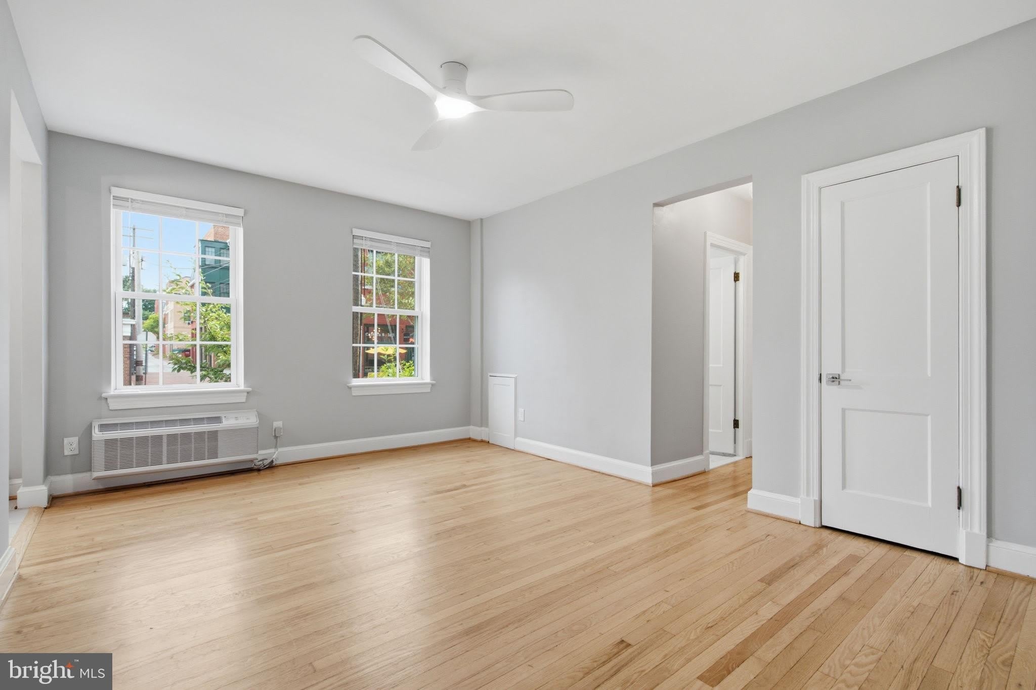 715 S WASHINGTON Street – photo 2