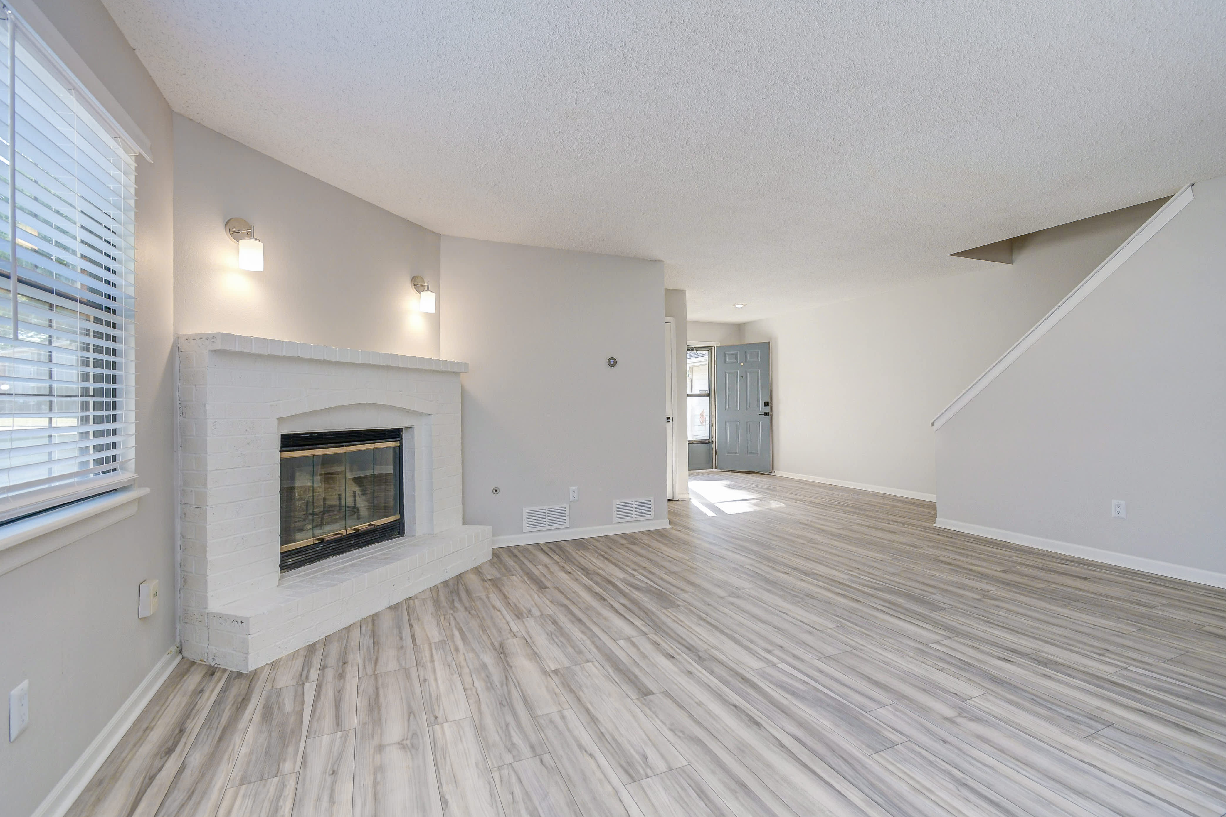 The Arbor Apartments and Townhomes – photo 5