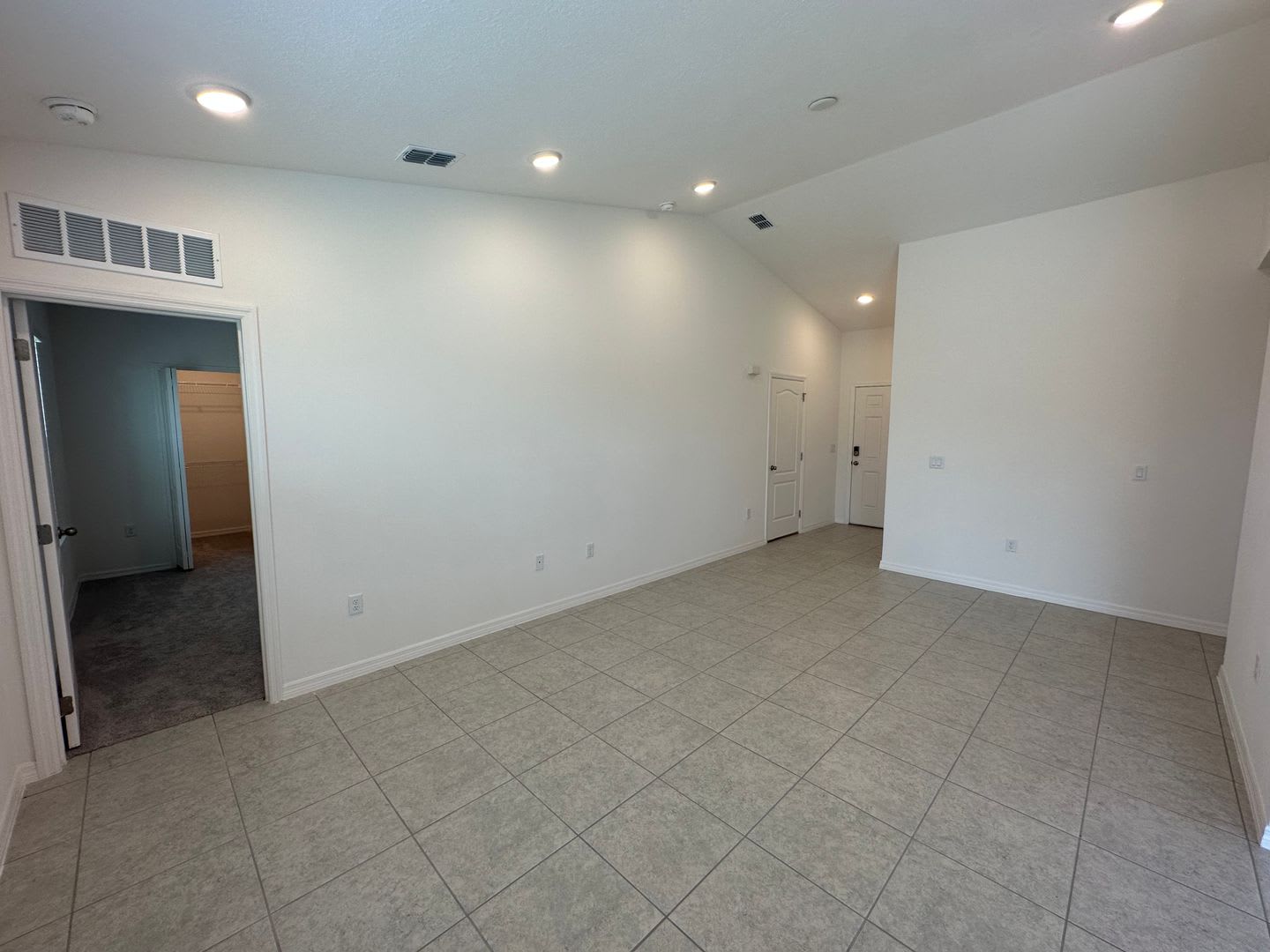 Brand new 3 bedroom 2 bathroom home in desired Indian Lake Estates – photo 5