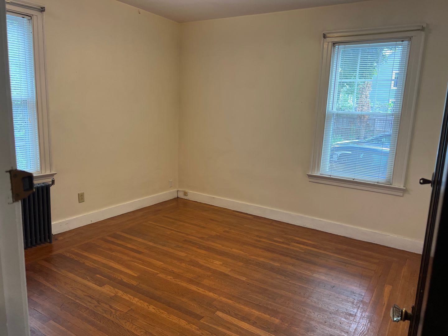 27-29 Cottage Street – photo 5