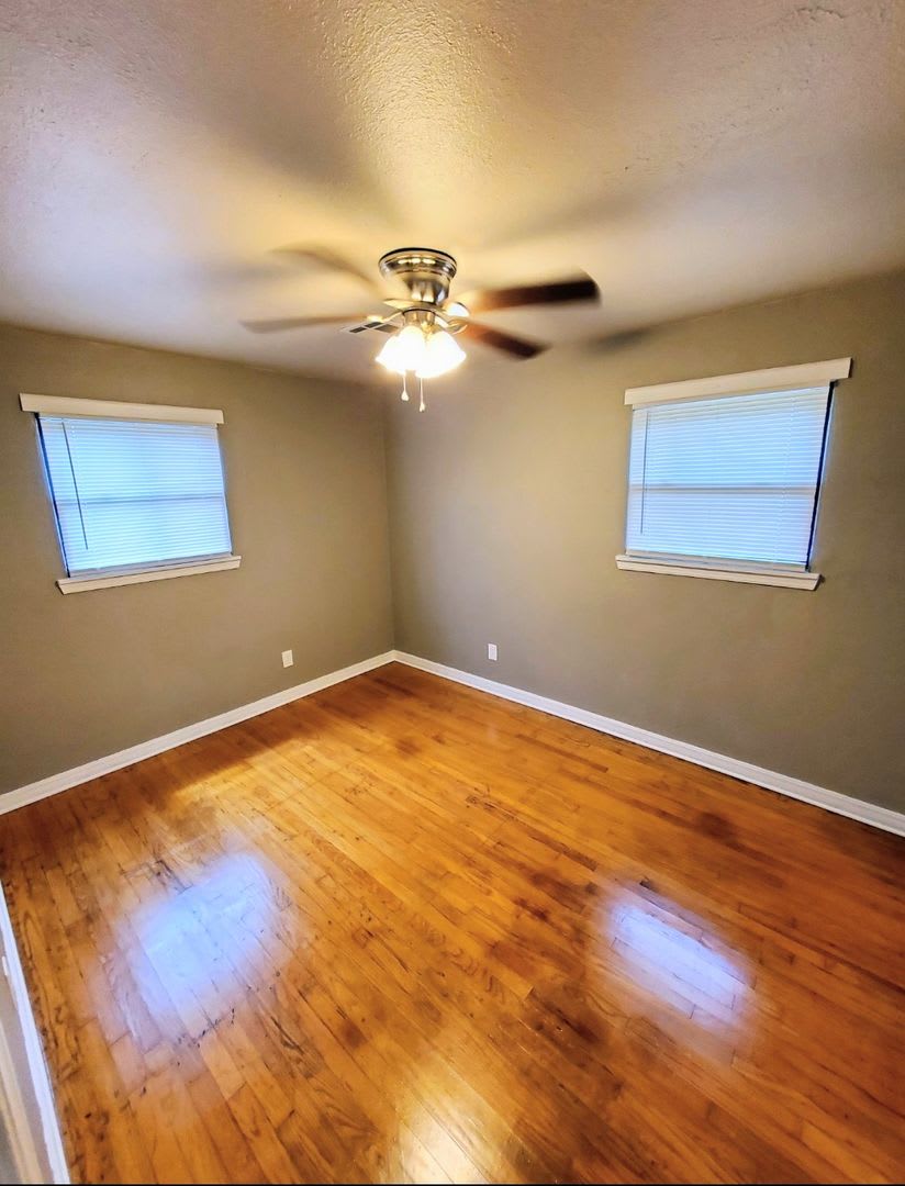 3 Bed 1.5 Bath 1 Car Garage in BILL ATKINSON RANCHET Addn Midwest City – photo 5