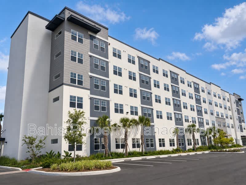 5563 Millenia Park Blvd – photo 2