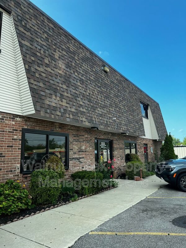 4642 Oberlin Avenue – photo 1