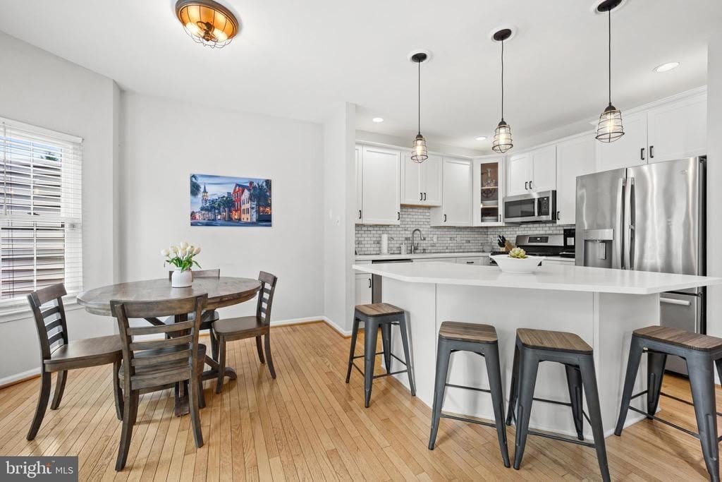 410 FAIRVIEW WAY – photo 2