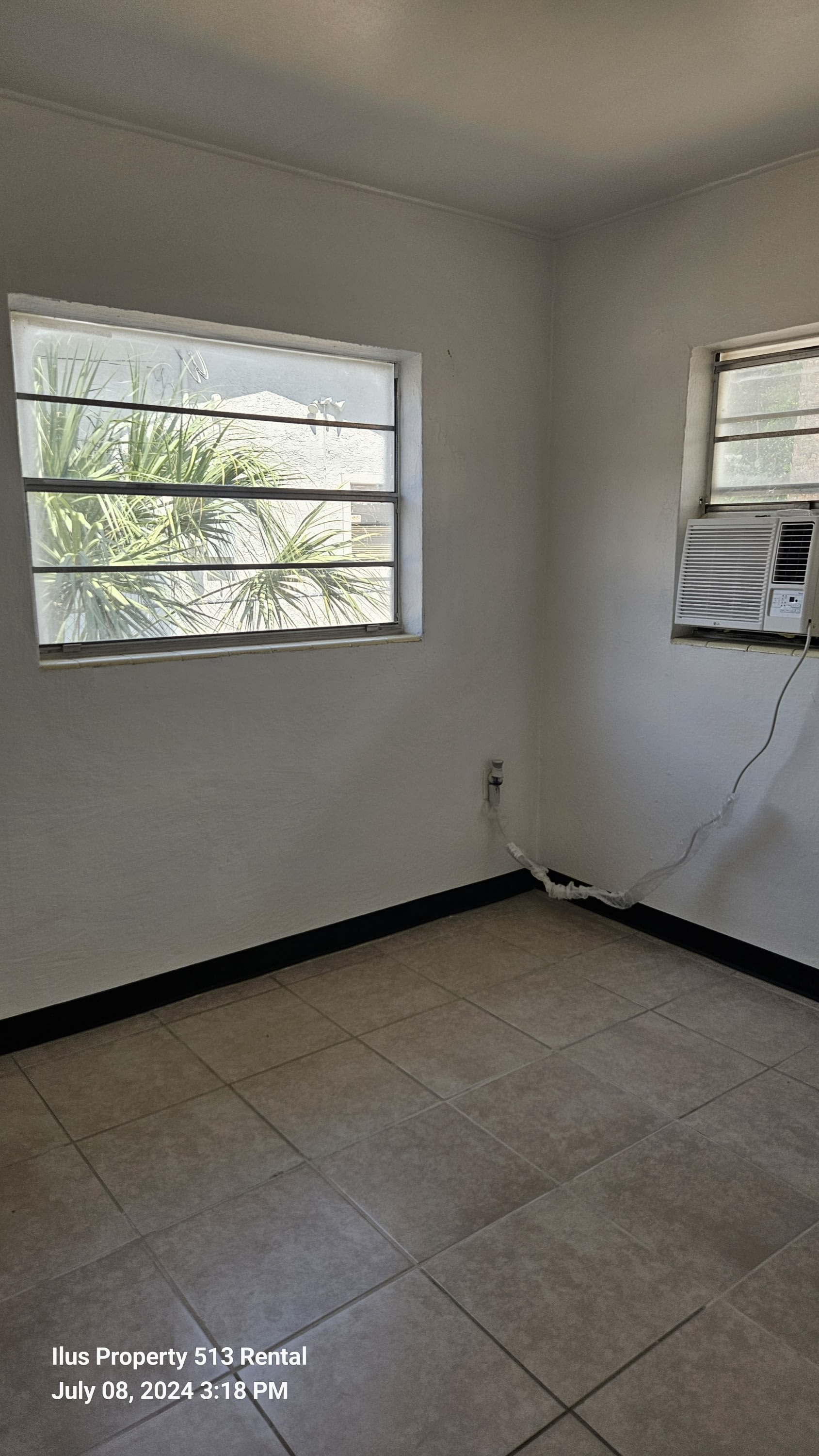 513 Warren Street – photo 5
