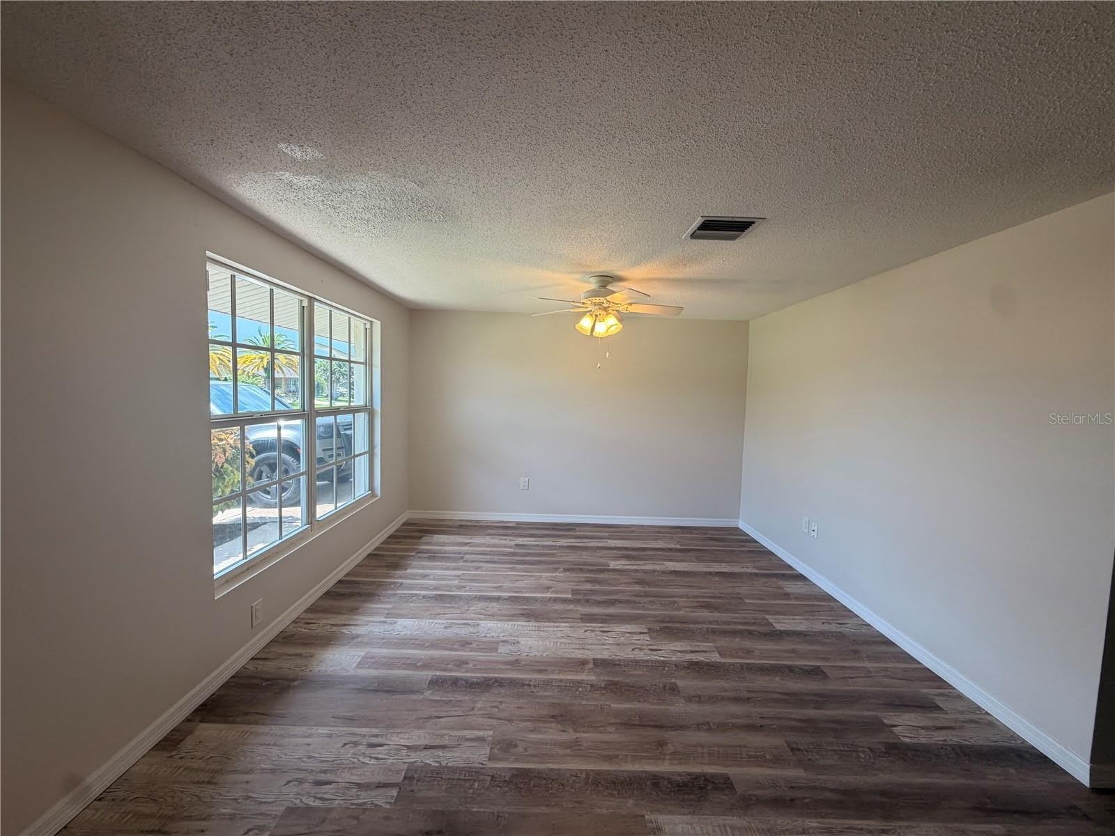 4694 NELE Street – photo 3