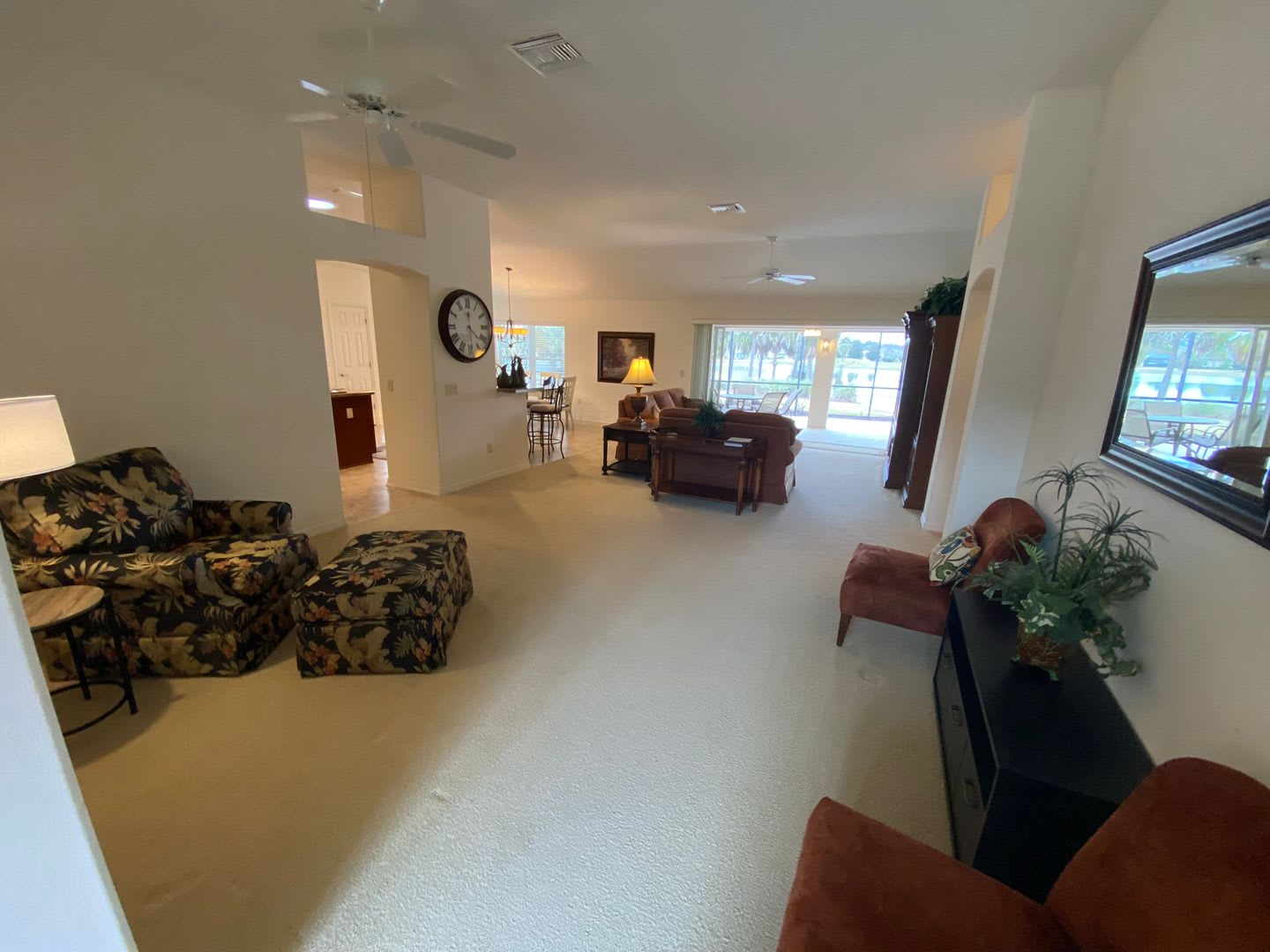 Seasonal Rental Large 4 Bed 4 1 2 Baths Home W Views Of The Jacaranda Golf Course And Lake In The Village Of Poinciana – photo 2