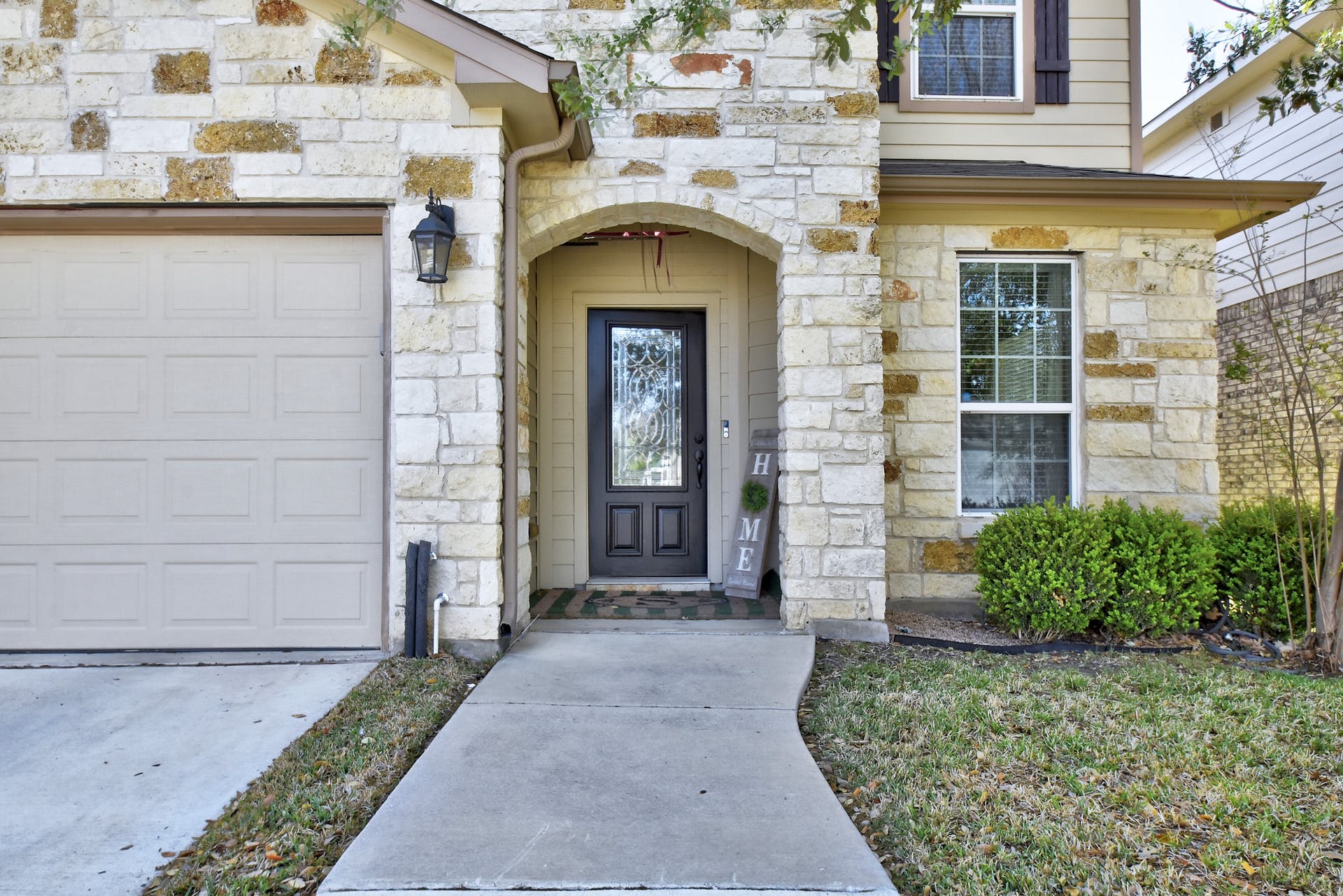 7830 Coolspring Dr – photo 2