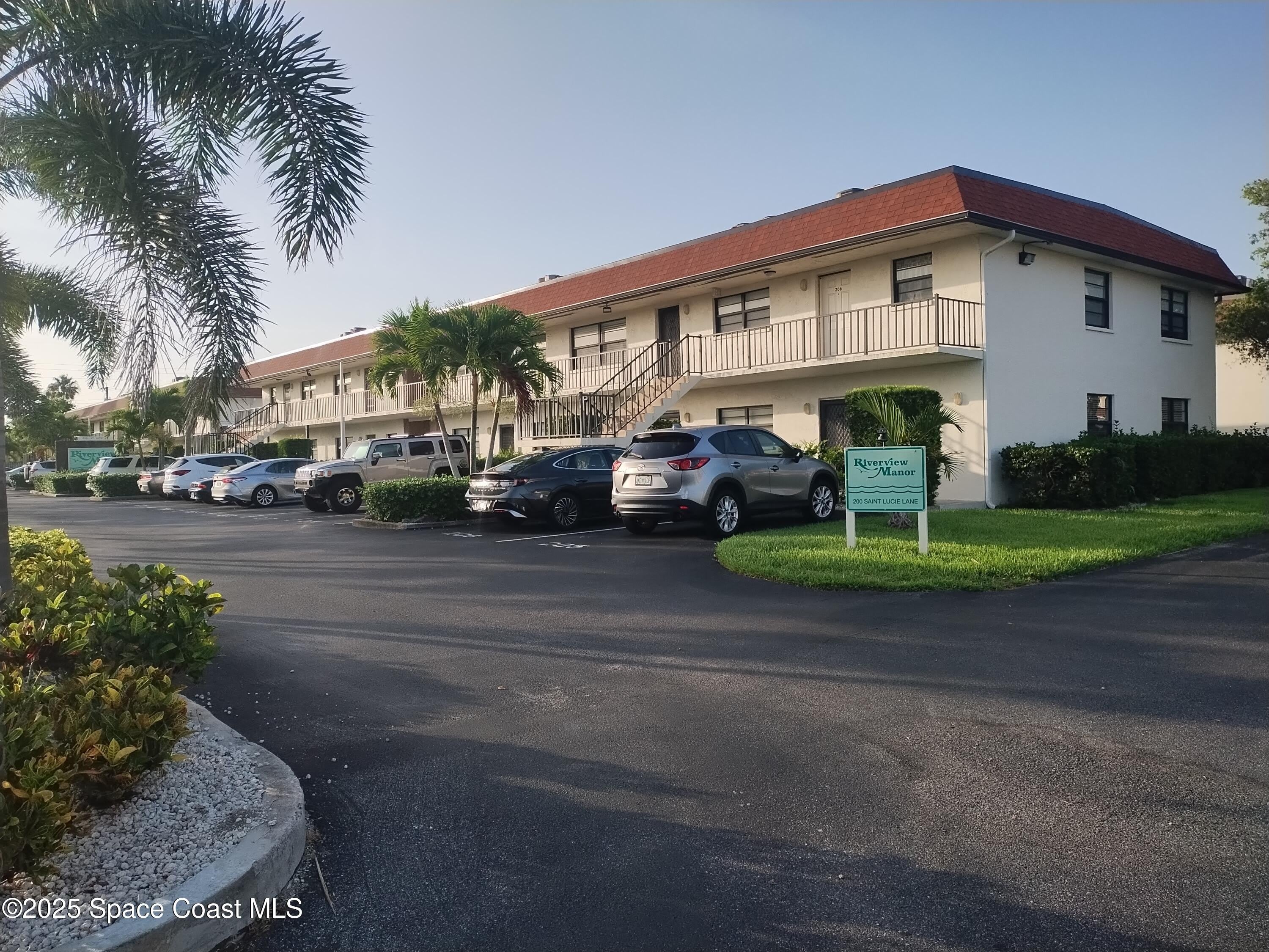 200 Saint Lucie Lane – photo 2