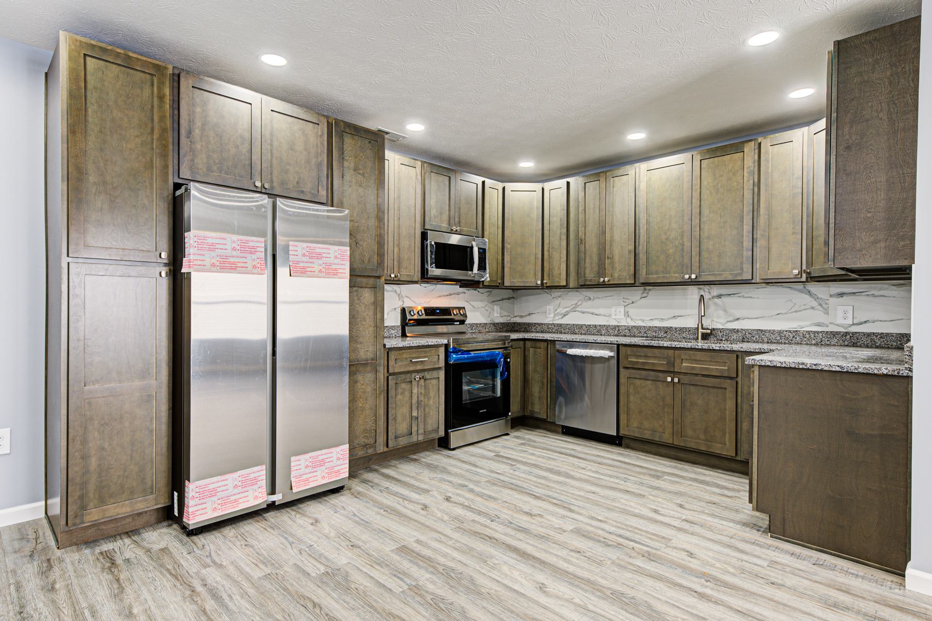 160 Shirley Boulevard – photo 2