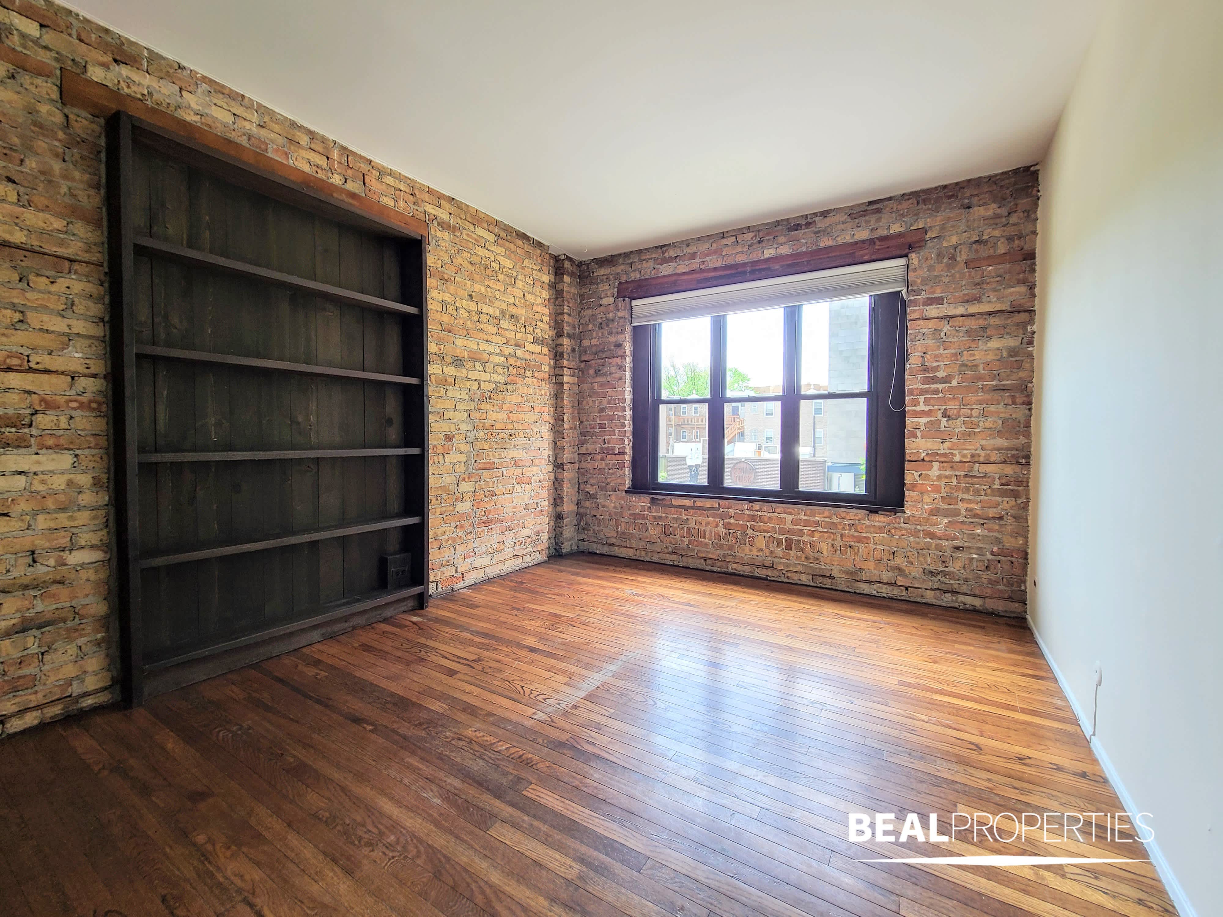 3015 N Broadway – photo 3