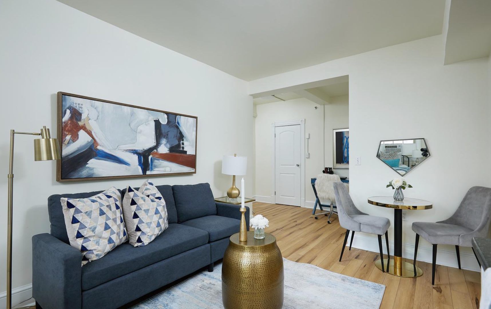 Cozy Studio Steps from Meridian Hill Park! – photo 3