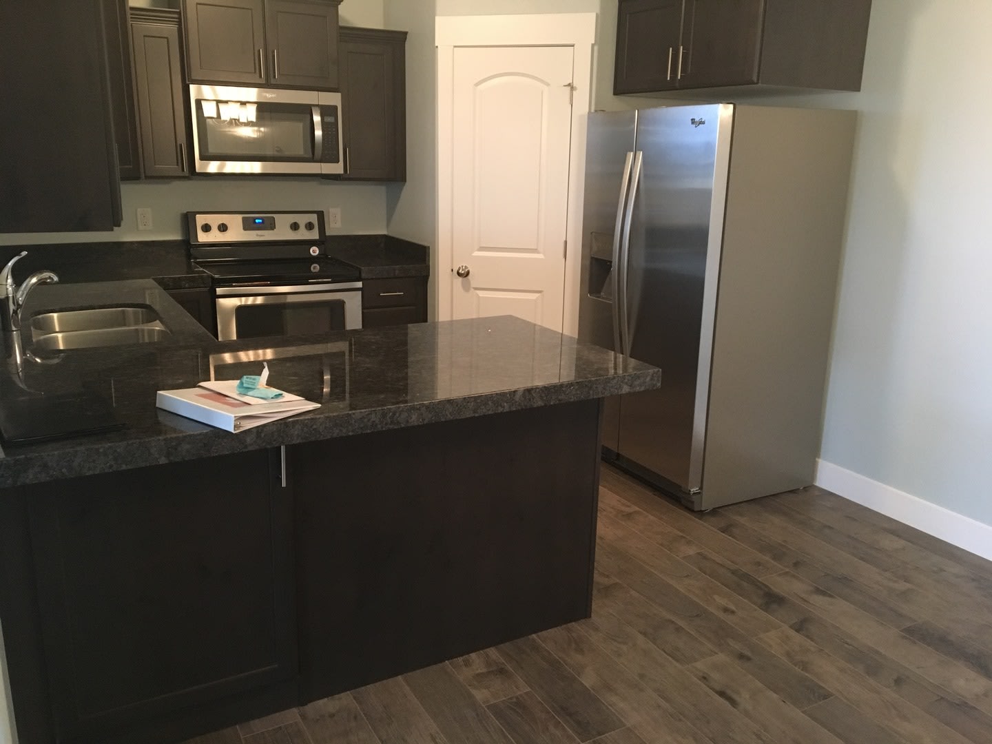 Brand New 3 Bed 2 Bath Condo! – photo 2