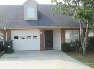 17 Macaulay Place – photo 1