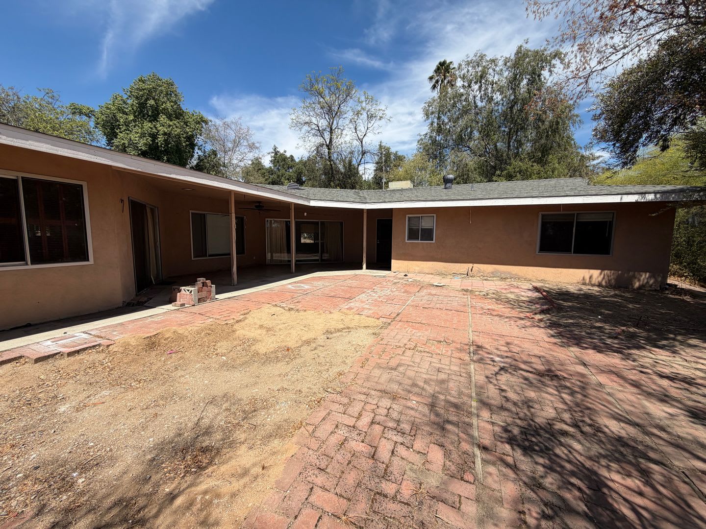 Riverside Home located near UCR – photo 3