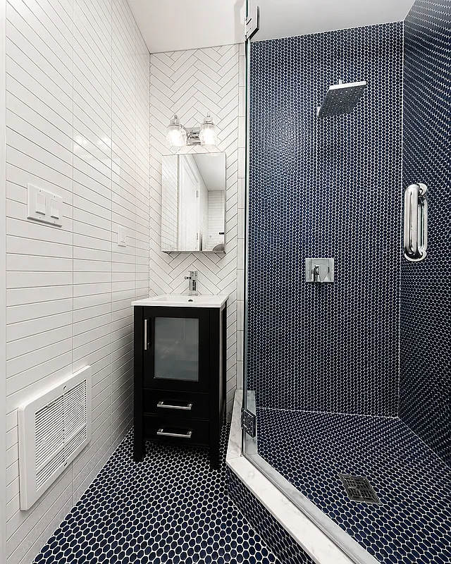 222 East 12th Street – photo 4