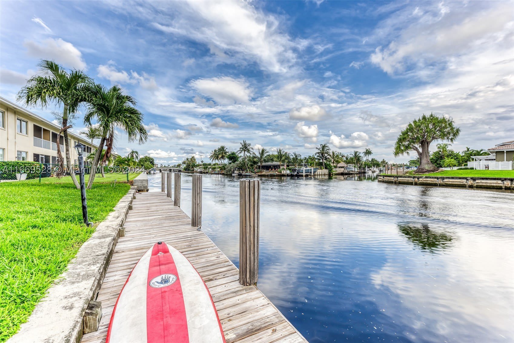 840 Pine Dr – photo 4