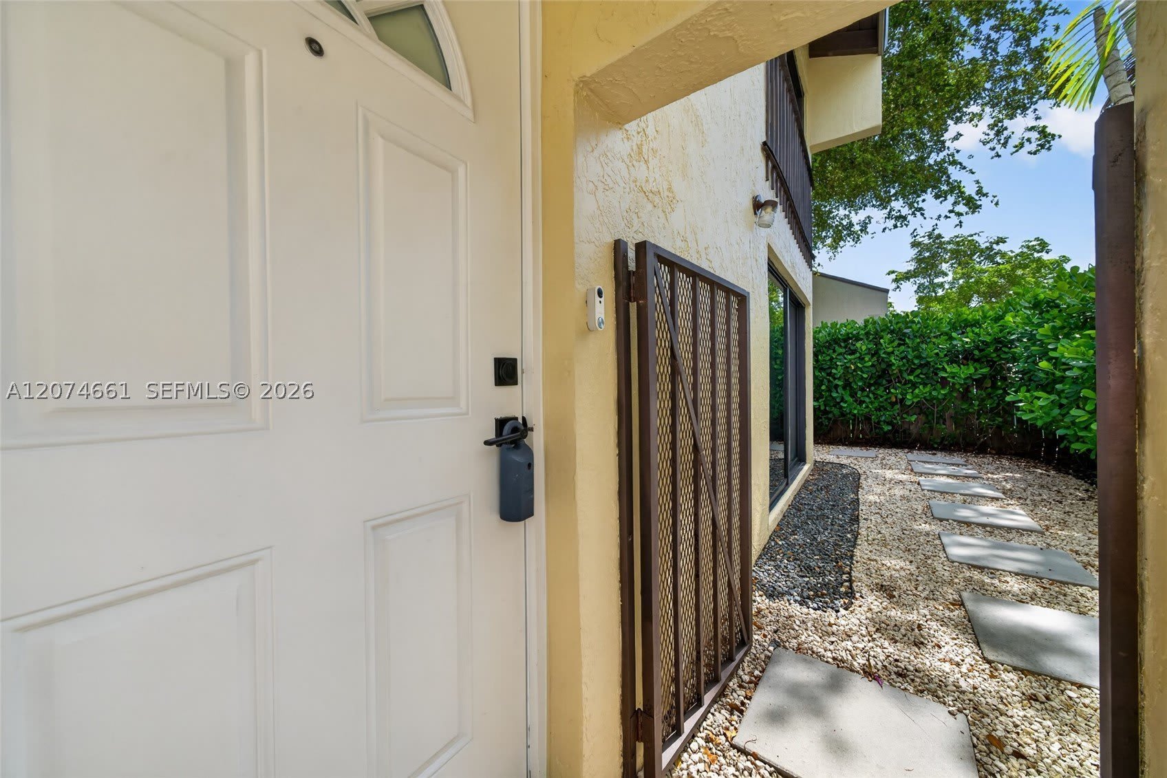 15811 SW 91st Ct – photo 5