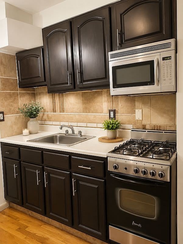 315 10th Avenue – photo 2