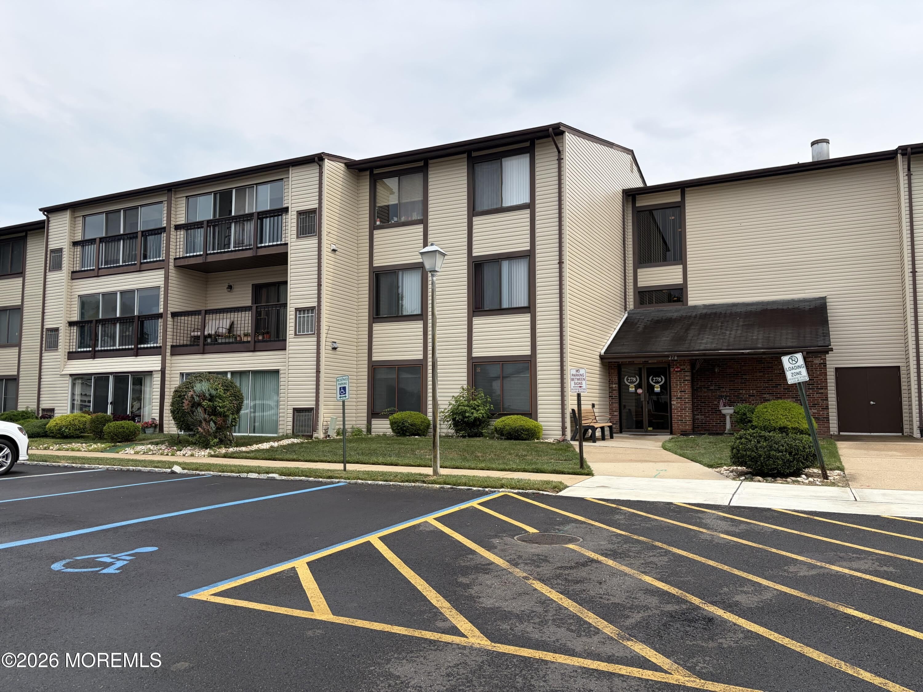 278 Crosse Drive – photo 3