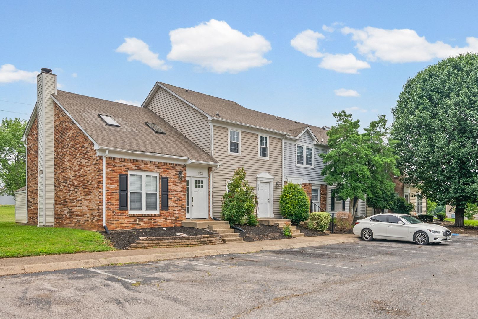 105 Greenland Court – photo 2