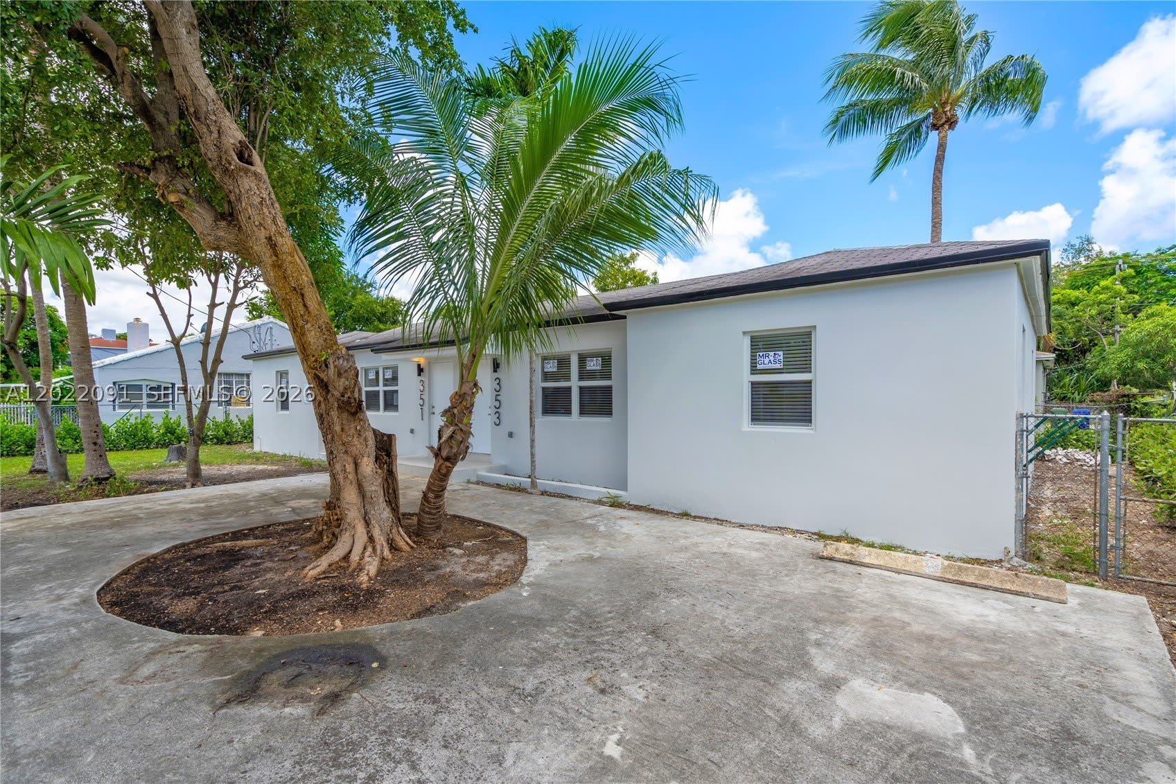 351 NE 82nd St – photo 2